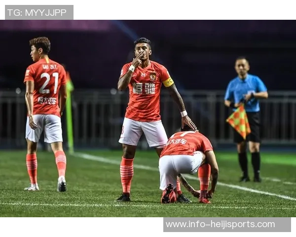 精彩瞬间足球进球图片集锦展现激情与荣耀的完美时刻